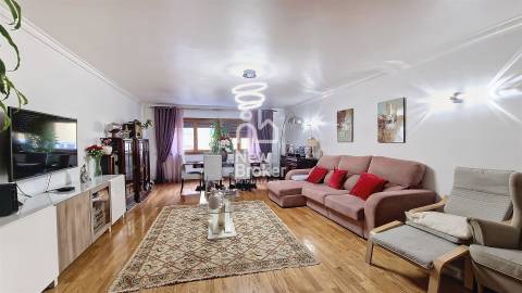 Apartamento T4 Venda em Avenidas Novas,Lisboa