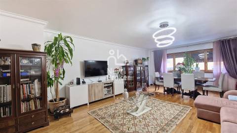 Apartamento T4 Venda em Avenidas Novas,Lisboa