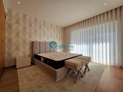 Moradia Geminada T4, Mobilada, Aveiro, Santa Maria da Feira, Lobão