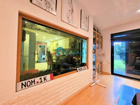 Moradia T5 com Piscina Coberta e Apartamento Independente em Aveleda, Vila do Conde