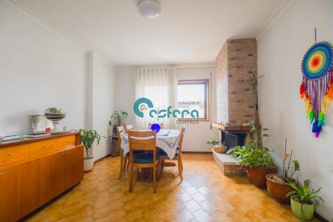 Apartamento T3 Venda em Vilar de Andorinho,Vila Nova de Gaia