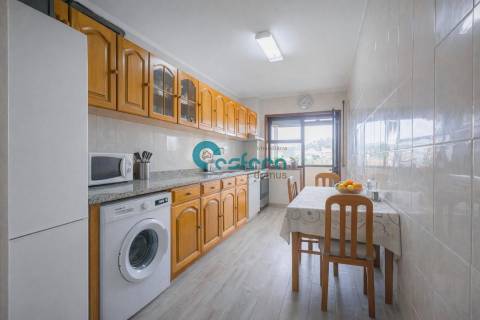 Apartamento T3 Venda em Vilar de Andorinho,Vila Nova de Gaia