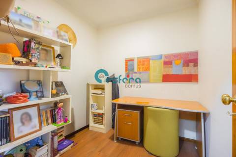 Apartamento T3 Venda em Vilar de Andorinho,Vila Nova de Gaia