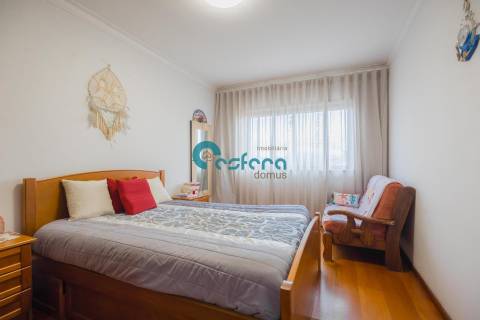 Apartamento T3 Venda em Vilar de Andorinho,Vila Nova de Gaia