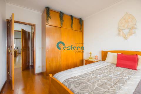 Apartamento T3 Venda em Vilar de Andorinho,Vila Nova de Gaia