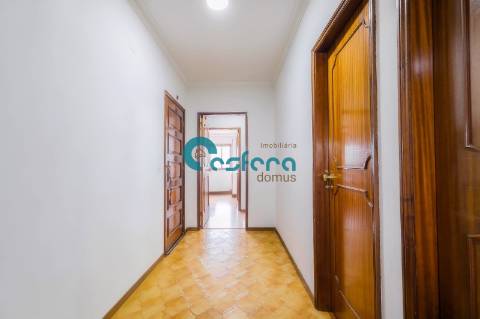 Apartamento T3 Venda em Vilar de Andorinho,Vila Nova de Gaia