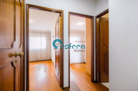 Apartamento T3 Venda em Vilar de Andorinho,Vila Nova de Gaia