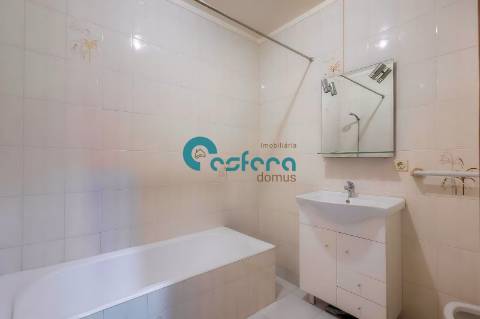 Apartamento T3 Venda em Vilar de Andorinho,Vila Nova de Gaia