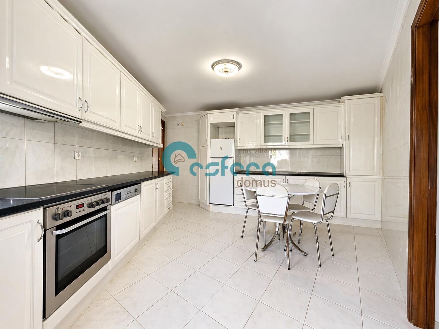 Moradia T3 Venda em Oliveira do Douro,Vila Nova de Gaia