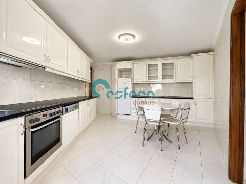 Moradia T3 Venda em Oliveira do Douro,Vila Nova de Gaia