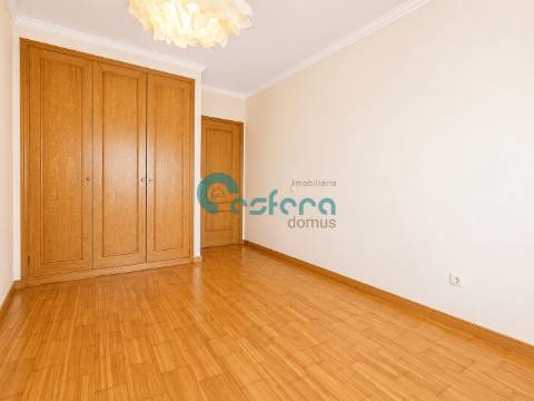 Apartamento T2 Venda em Oliveira do Douro,Vila Nova de Gaia