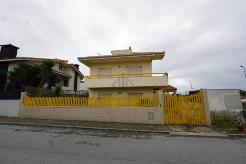 Moradia T4 Venda em Madalena,Vila Nova de Gaia