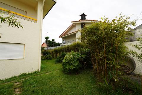 Moradia T4 Venda em Madalena,Vila Nova de Gaia