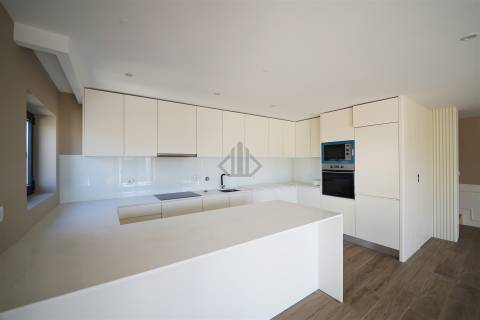 Apartamento T3 DUPLEX Venda em Cedofeita, Santo Ildefonso, Sé, Miragaia, São Nicolau e Vitória,Porto