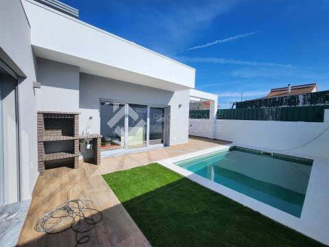 Moradia Isolada T3 - Fernão Ferro