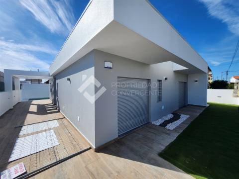 Moradia Isolada T3 - Fernão Ferro