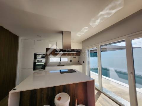 Moradia Isolada T3 - Fernão Ferro