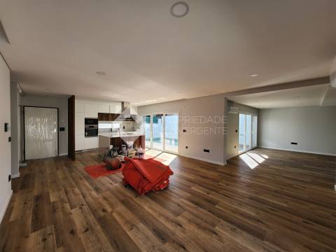 Moradia Isolada T3 - Fernão Ferro