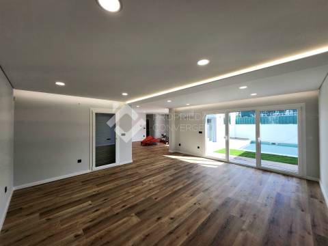 Moradia Isolada T3 - Fernão Ferro