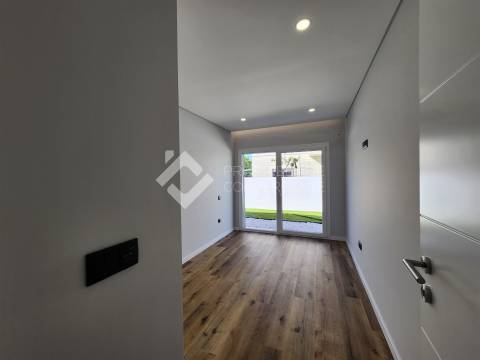 Moradia Isolada T3 - Fernão Ferro