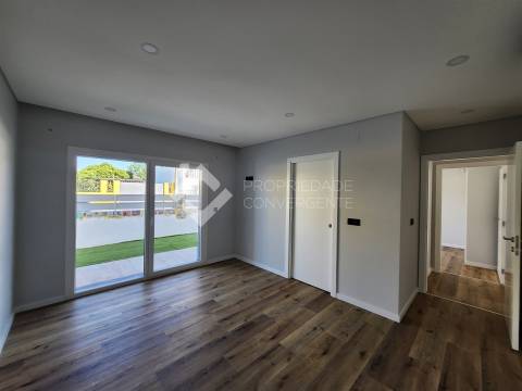 Moradia Isolada T3 - Fernão Ferro