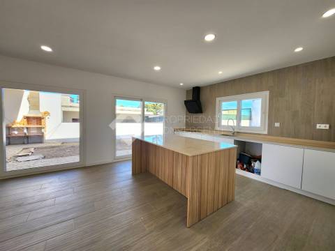 Moradia Isolada T3 - Pinhal General, Fernão Ferro