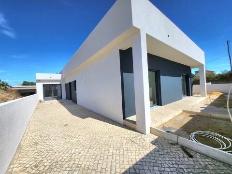 Moradia Isolada T3 - Pinhal General, Fernão Ferro