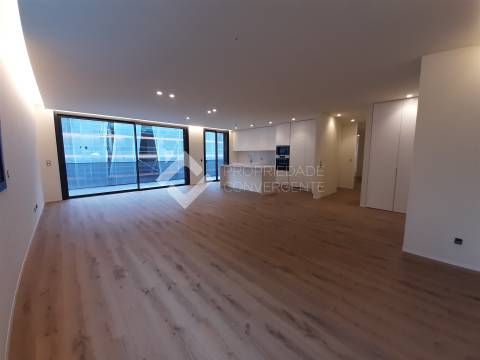 Apartamento T3- Vila Nova de Gaia, Mafamude e Vilar do Paraíso