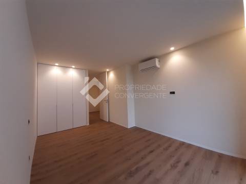 Apartamento T3- Vila Nova de Gaia, Mafamude e Vilar do Paraíso