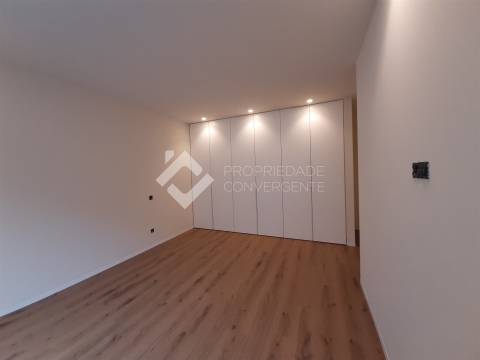 Apartamento T3- Vila Nova de Gaia, Mafamude e Vilar do Paraíso