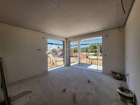 Moradia Isolada T4 Venda em Azeitão (São Lourenço e São Simão),Setúbal