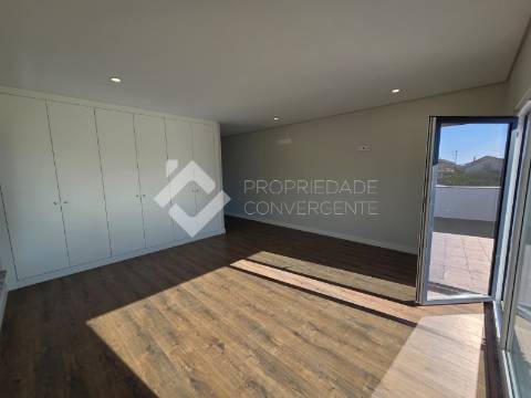 Moradia Isolada T5 Venda em Azeitão (São Lourenço e São Simão),Setúbal