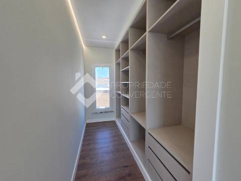 Moradia Isolada T5 Venda em Azeitão (São Lourenço e São Simão),Setúbal