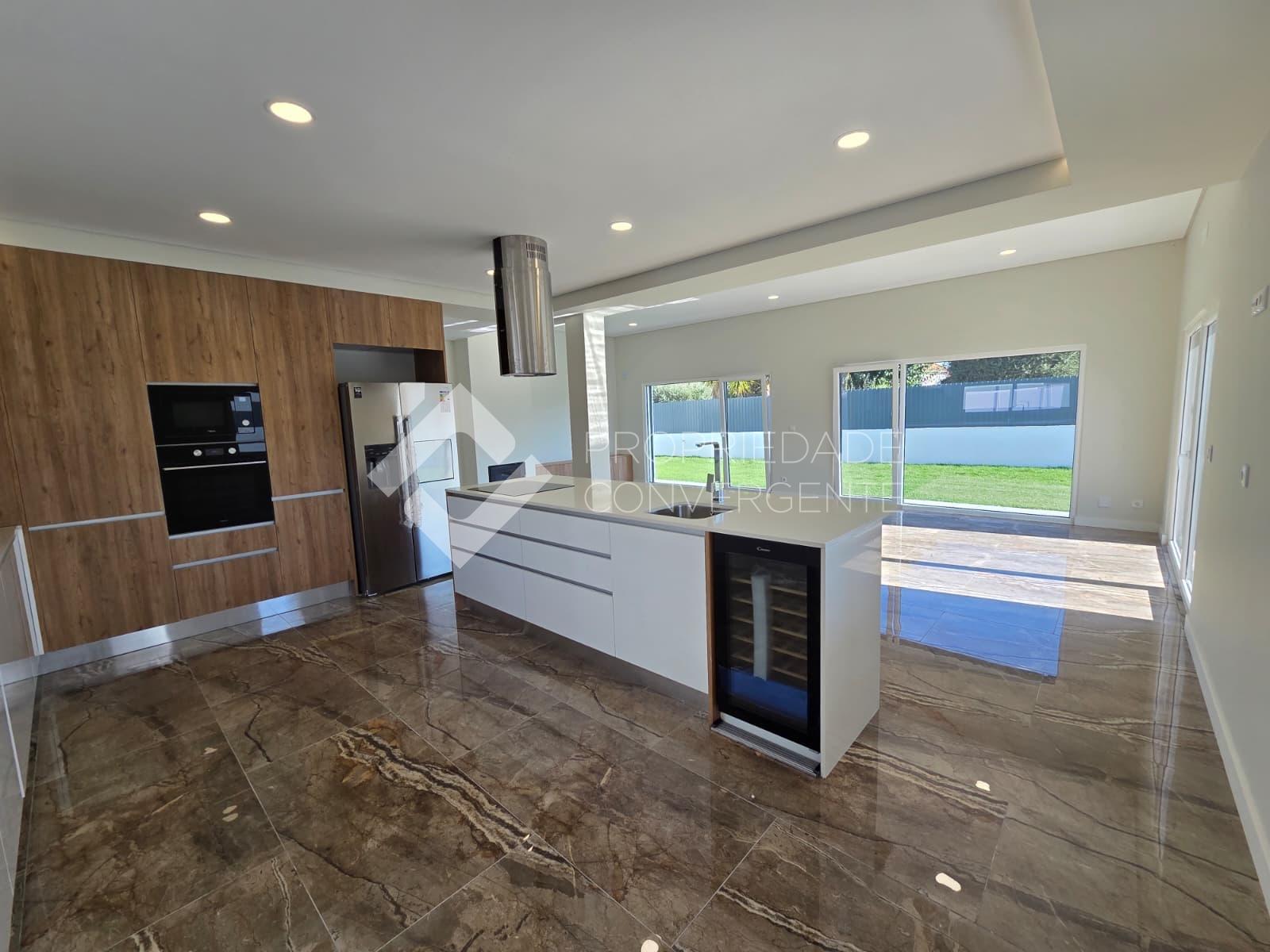 Moradia Isolada T5 Venda em Azeitão (São Lourenço e São Simão),Setúbal