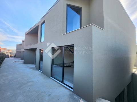 Moradia T3+1 Venda em Canidelo,Vila Nova de Gaia
