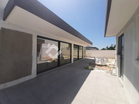 Moradia Isolada T4 Venda em Santa Maria da Feira, Travanca, Sanfins e Espargo,Santa Maria da Feira