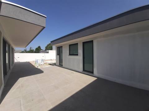 Moradia Isolada T4 Venda em Santa Maria da Feira, Travanca, Sanfins e Espargo,Santa Maria da Feira