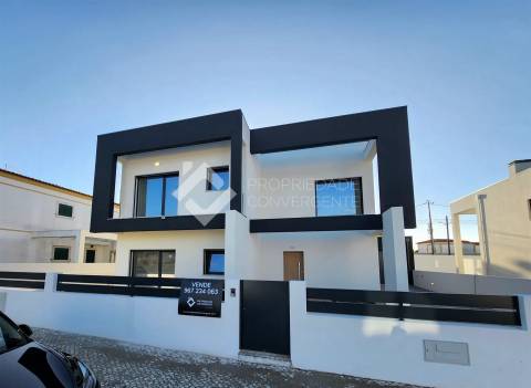 Moradia Isolada T4 Venda em Azeitão (São Lourenço e São Simão),Setúbal