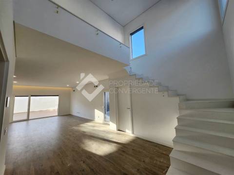 Moradia Isolada T4 Venda em Azeitão (São Lourenço e São Simão),Setúbal