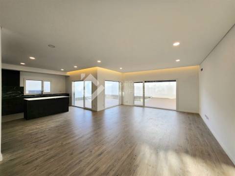 Moradia Isolada T4 Venda em Azeitão (São Lourenço e São Simão),Setúbal