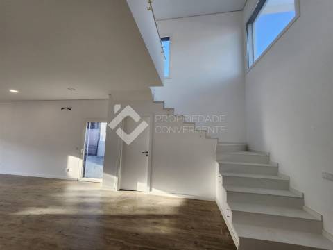 Moradia Isolada T4 Venda em Azeitão (São Lourenço e São Simão),Setúbal