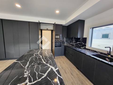 Moradia Isolada T4 Venda em Azeitão (São Lourenço e São Simão),Setúbal