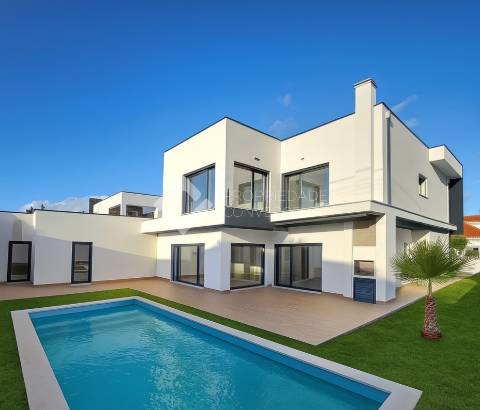 Moradia Isolada T4 Venda em Azeitão (São Lourenço e São Simão),Setúbal