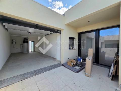 Moradia T4 Venda em Azeitão (São Lourenço e São Simão),Setúbal