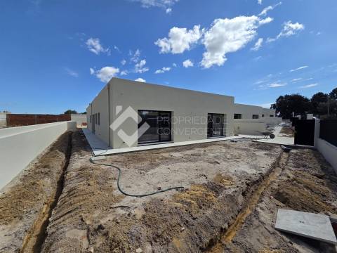 Moradia T4 Venda em Azeitão (São Lourenço e São Simão),Setúbal