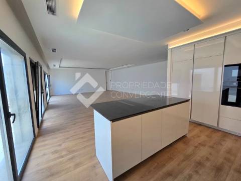 Moradia T4 Venda em Azeitão (São Lourenço e São Simão),Setúbal