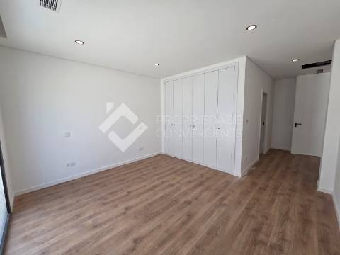 Moradia T4 Venda em Azeitão (São Lourenço e São Simão),Setúbal