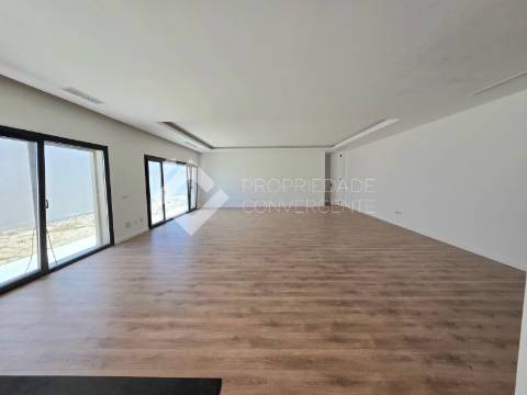 Moradia T4 Venda em Azeitão (São Lourenço e São Simão),Setúbal