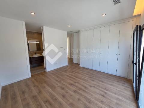 Moradia T4 Venda em Azeitão (São Lourenço e São Simão),Setúbal