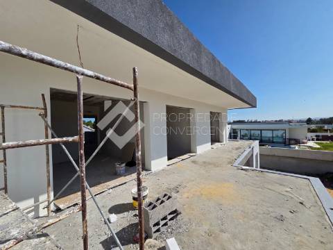 Moradia Isolada T6 Venda em Fernão Ferro,Seixal